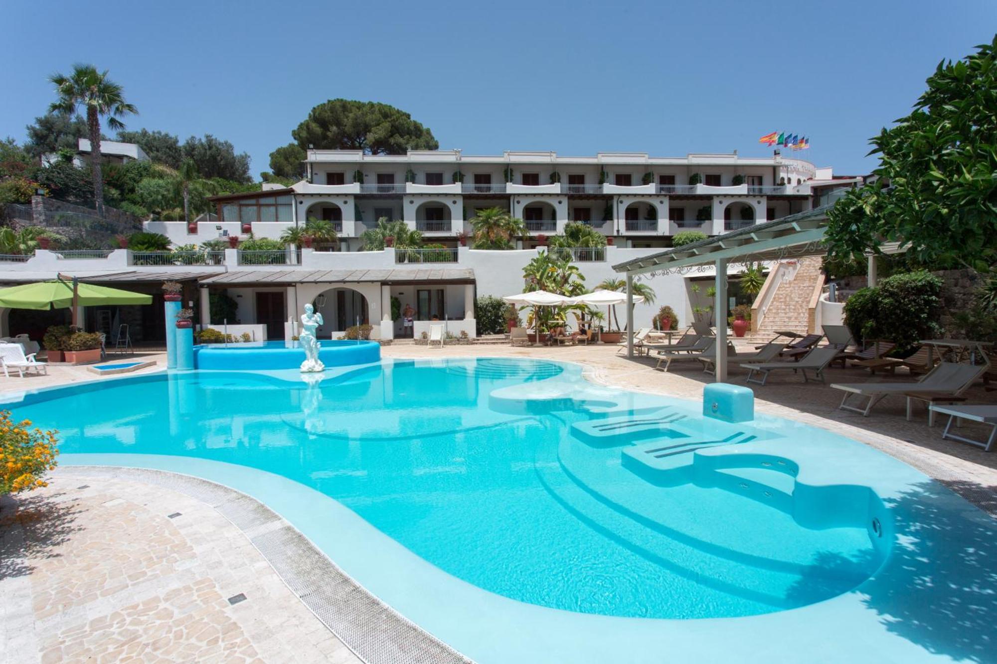 Hotel Tritone Lipari Kültér fotó
